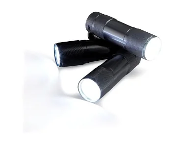 Köp CSI 9 LEDs FlashLight