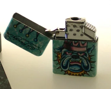 Köp Ed Hardy Z-Plus Tändare - Bulldog