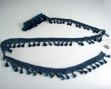 Köp Vindrute-Dekor med Fransar Vindrute-Dekor med Fransar