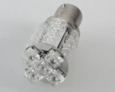 Köp LED Glödlampa BA15s 20-LED Röd