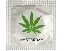 Kondom med texten Amsterdam på förpackningen,