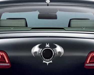 Köp Batman - Metal Emblem