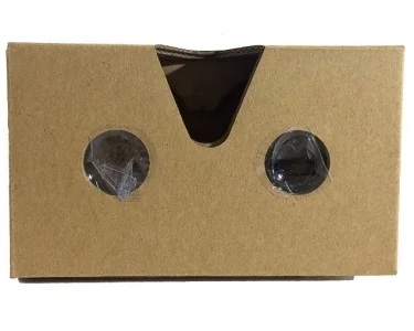 VR-glasögon i Papp
