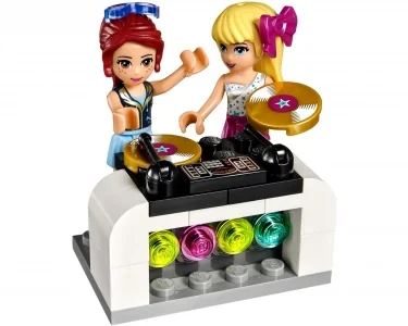 Köp LEGO Friends 41106 LEGO Friends 41106, Pop Star Tour Bus