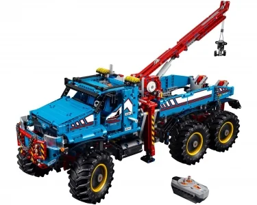 LEGO Technic 42070, 6x6 All Terrain Tow Truck