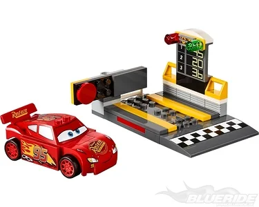 LEGO Juniors 10730, Lightning McQueen Speed Launcher LEGO Juniors 10730, Lightning McQueen Speed Launcher