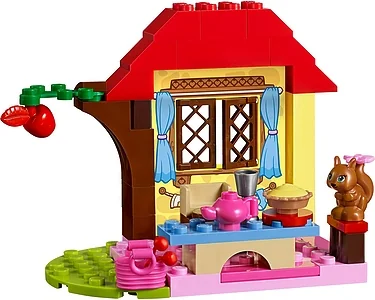LEGO Juniors 10738, Snow Whites Forest Cottage LEGO Juniors 10738, Snow Whites Forest Cottage