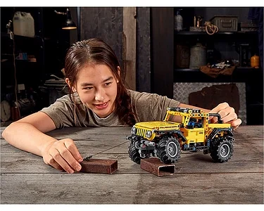 LEGO Technic 42122, Jeep Wrangler