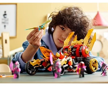 LEGO Ninjago 71773 Kais Gyllene Drakfarkost