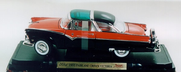 Köp Crown Victoria 1955 - Modellbil Billigt Online