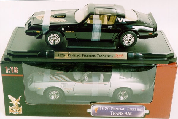 Köp Pontiac Trans Am 1979 - Modellbil Billigt Online