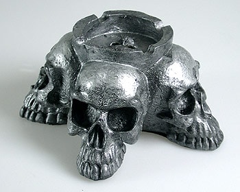 Köp Askkopp Skulls Billigt Online